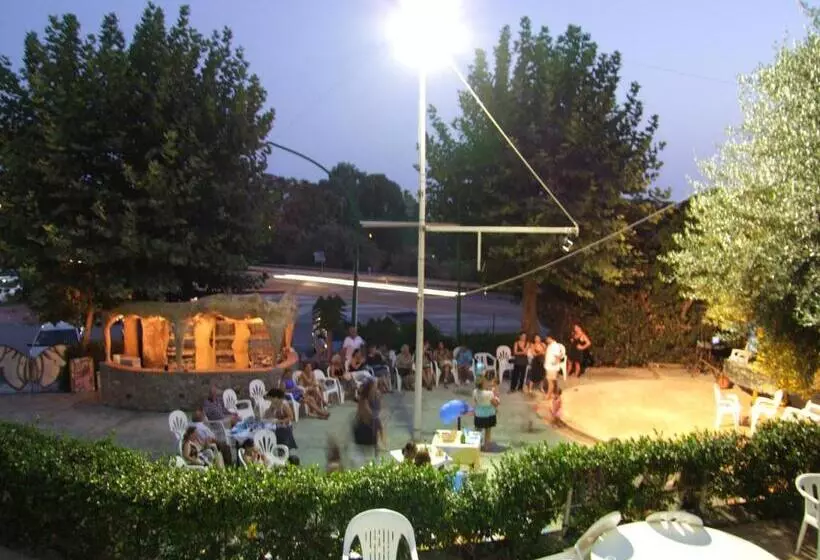 Hotelli La Carruba