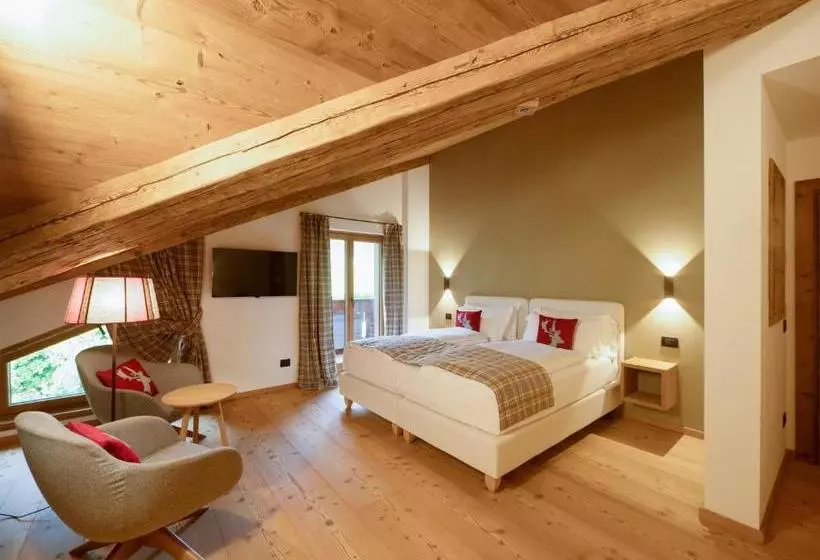Hotelli Fiori Dolomites Experience