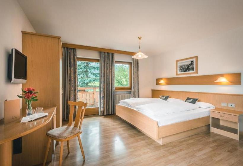 فندق Pension Merisana