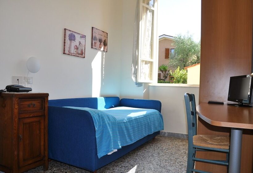 هتل Verdesolemare