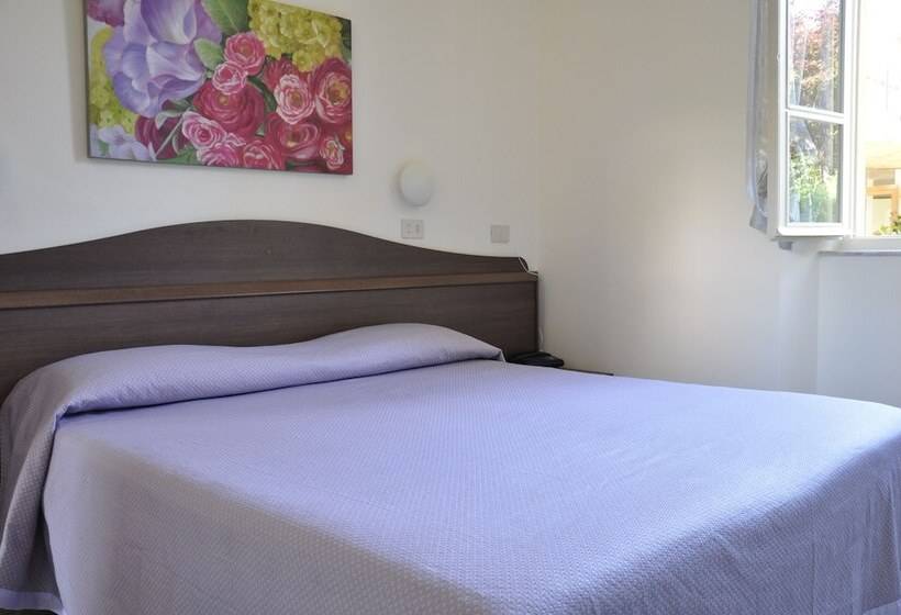 هتل Verdesolemare