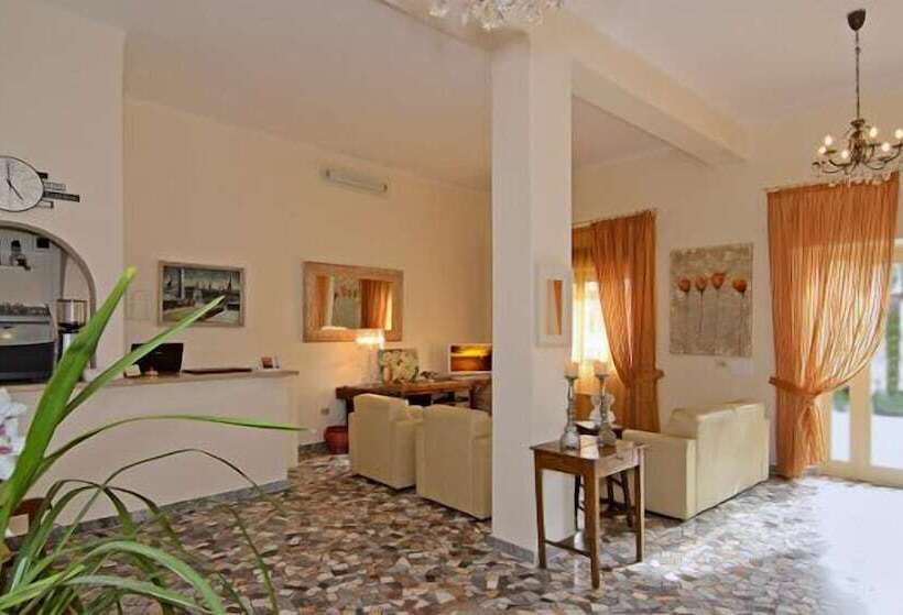 هتل Verdesolemare