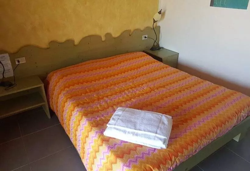 Hotelli Villaggio Sabbie D Oro