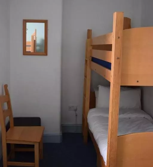 Aamiaismajoitus (B&B) Kington Accommodation