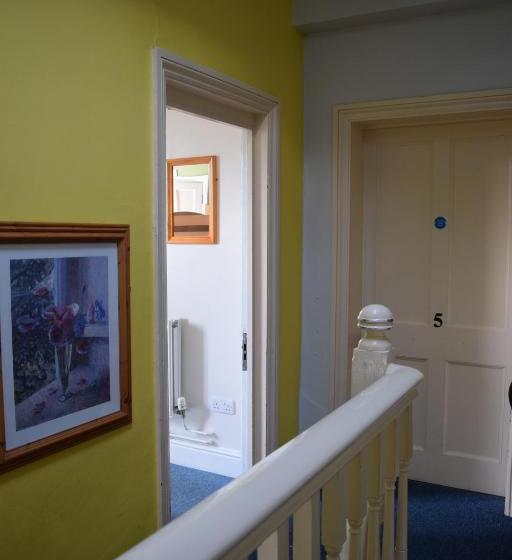 ベッドアンドブレックファースト Kington Accommodation