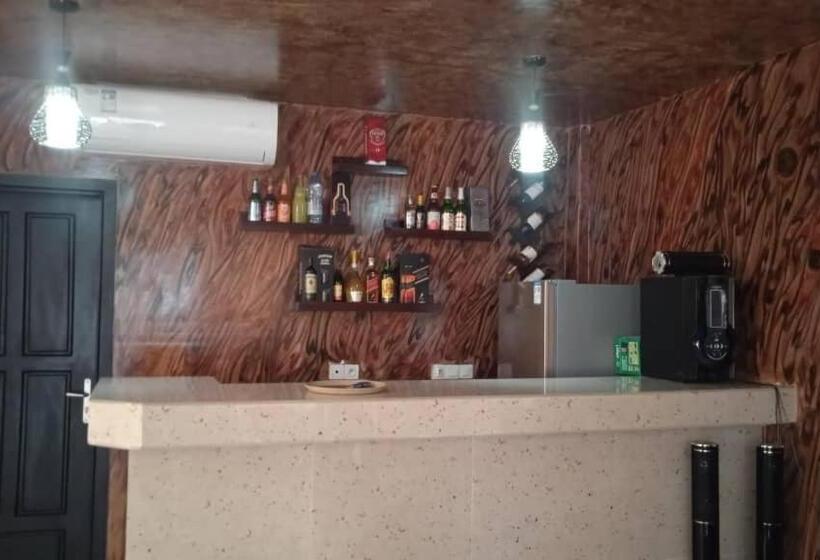 تختخواب و صبحانه N Et M Inn   Hébergement