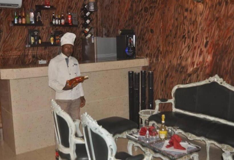 تختخواب و صبحانه N Et M Inn   Hébergement