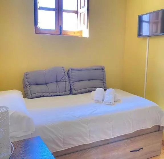 Hotelli Restaurante Agapio De Tresniño