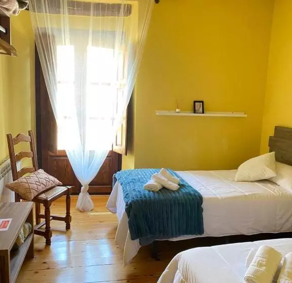 Hotelli Restaurante Agapio De Tresniño