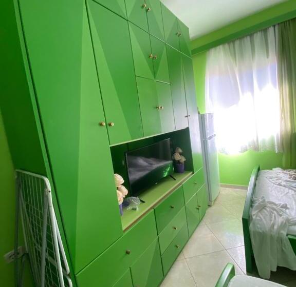 ホテル Cozy Inn Apartments