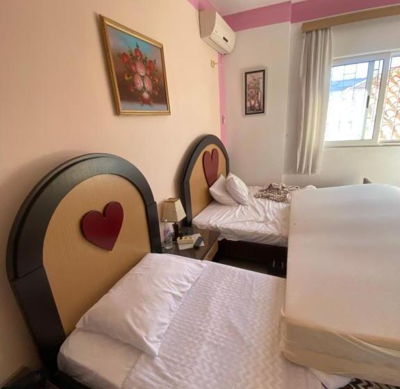 ホテル Cozy Inn Apartments