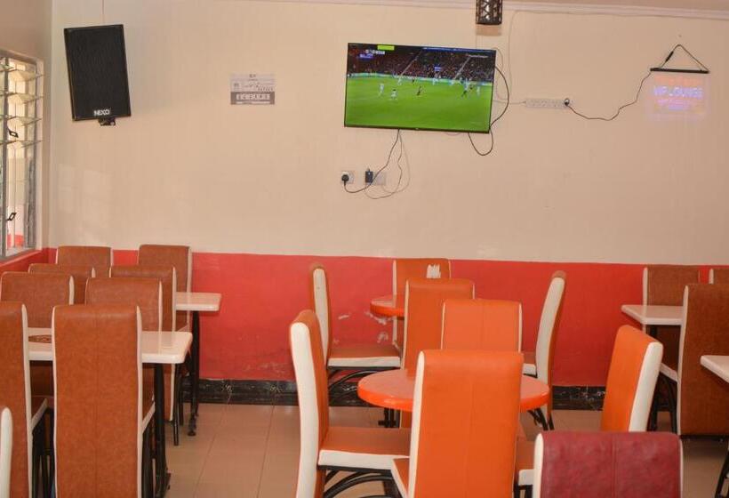 هتل The Farm Bar And Restaurant