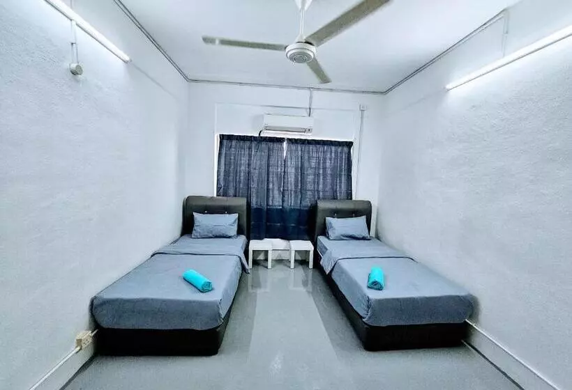 Panchor 6 Hostel