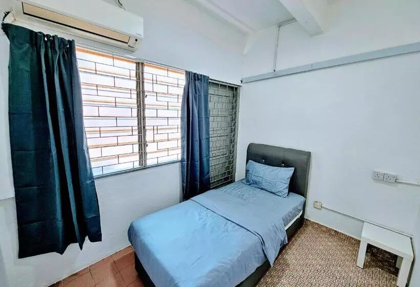Panchor 6 Hostel