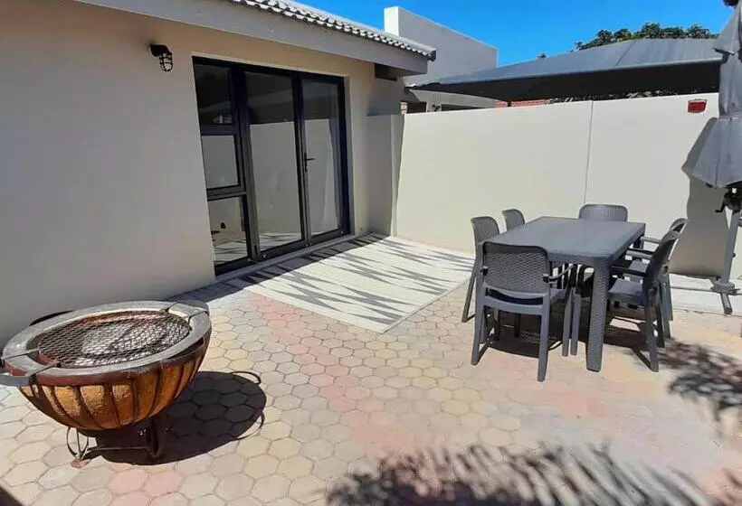 Majatalo 22 On Port Natal Hartenbos