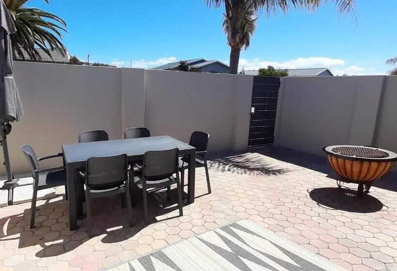 Majatalo 22 On Port Natal Hartenbos