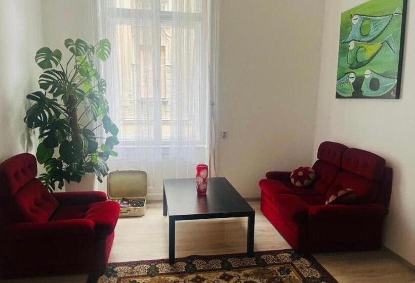 بنسيون Doxie Rooms And Beds