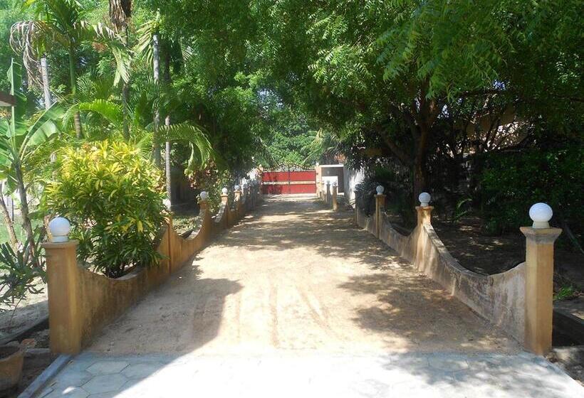 پانسیون Jaffna Lotus Inn