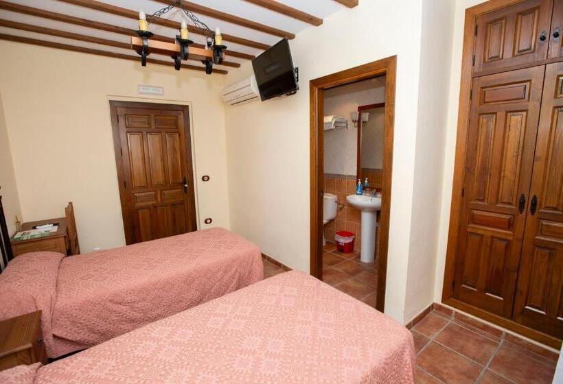 بنسيون Posada Lepanto