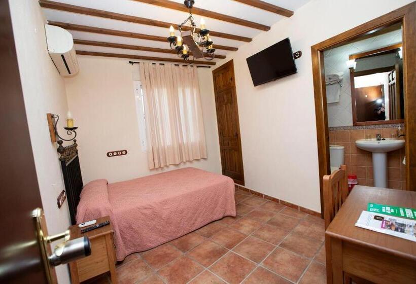 بنسيون Posada Lepanto