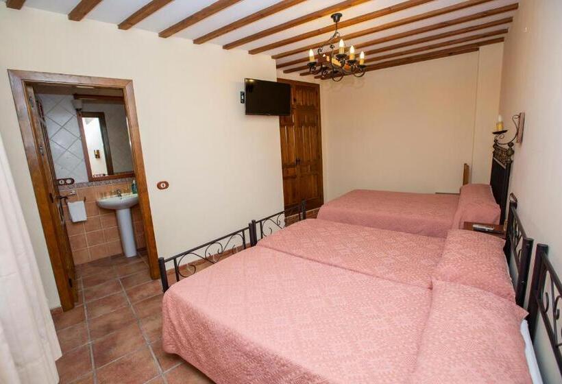 بنسيون Posada Lepanto