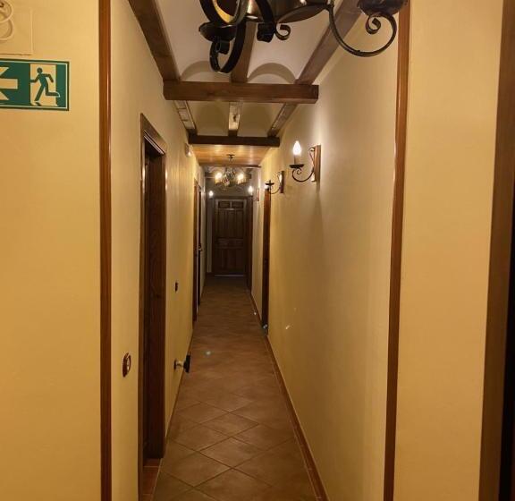 بنسيون Posada Lepanto