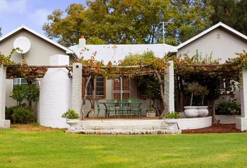 ペンション Sewefontein Guest Farm
