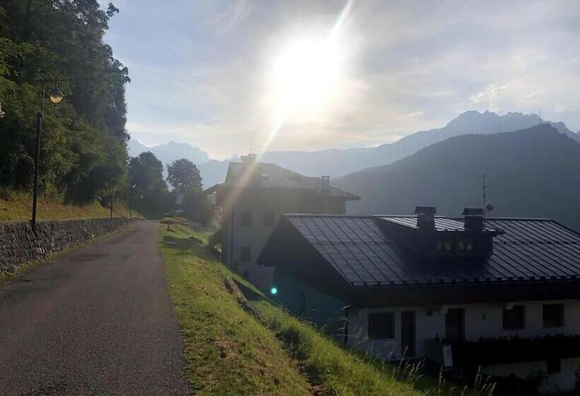 צימר Ciasa Mia Nelle Dolomiti