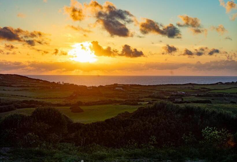 مبيت وإفطار Rena Majore Country Resort