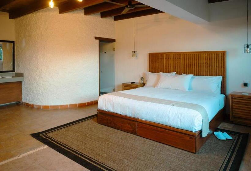 Botaniq Hotel Boutique