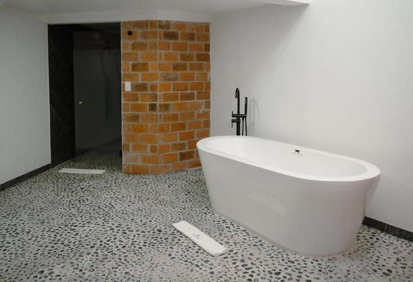 Botaniq Hotel Boutique