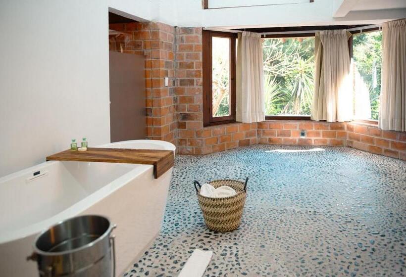 Botaniq Hotel Boutique