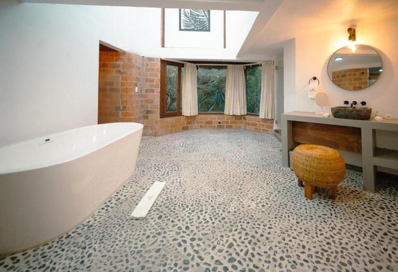 Botaniq Hotel Boutique