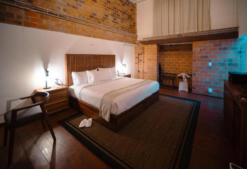 Botaniq Hotel Boutique