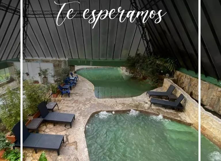 ホテル Glamping Termales La Calera