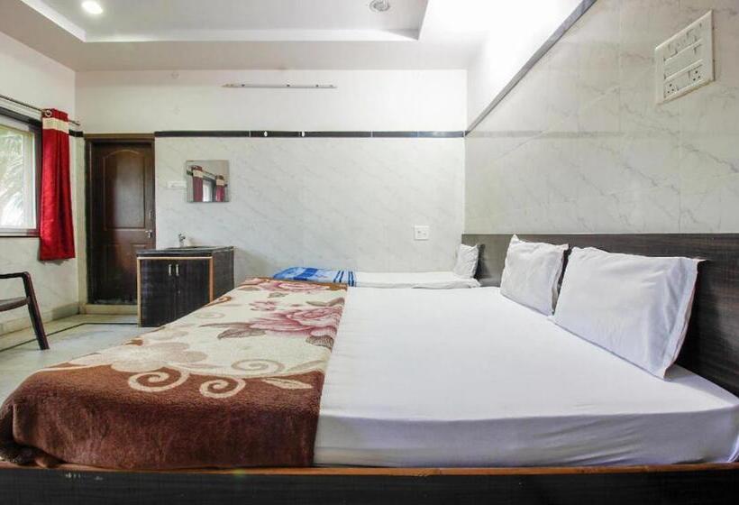 Hotel Kamadhenu Lodge