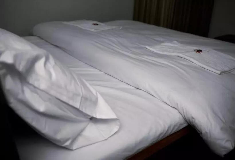 هتل Kc Guesthouse