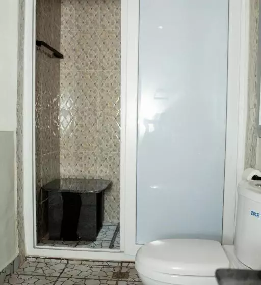 هتل Kc Guesthouse