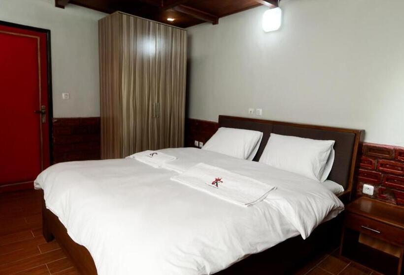 هتل Kc Guesthouse