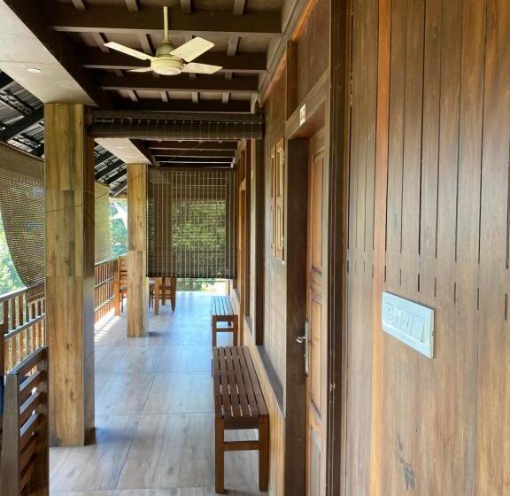 فندق Mist Mountain Resort