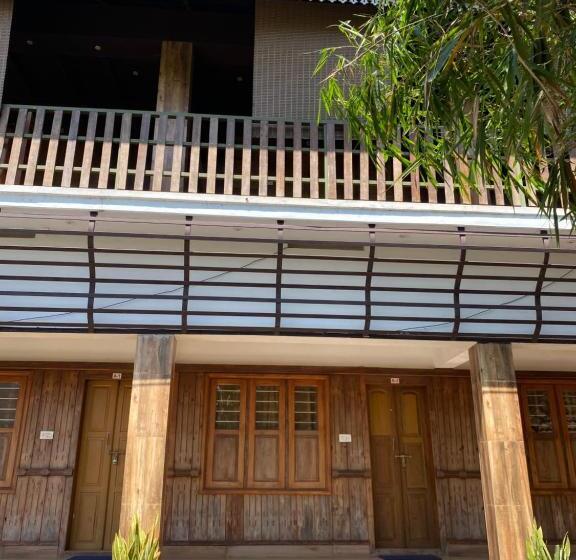 فندق Mist Mountain Resort