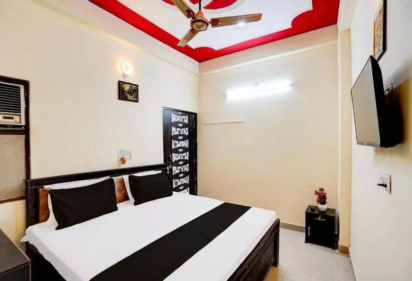 ホテル Oyo S S Guest House