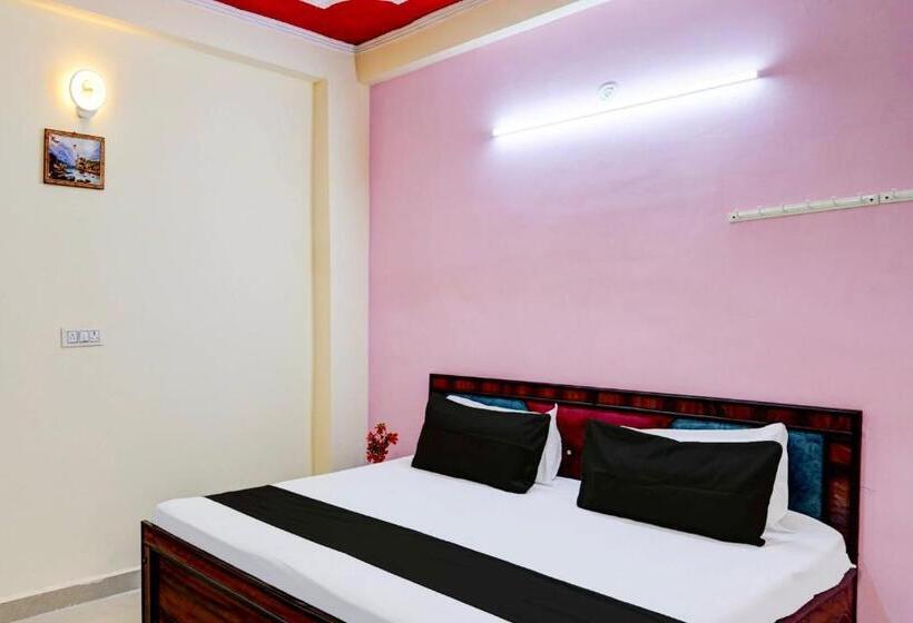 בית מלון כפרי Oyo S S Guest House