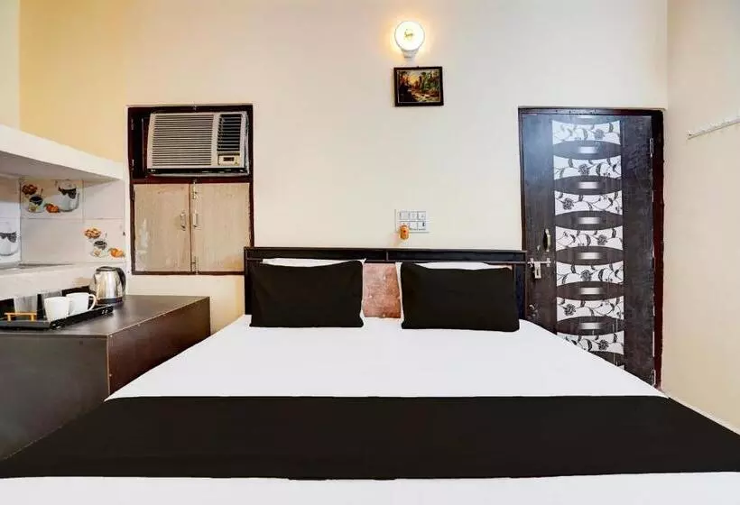 ホテル Oyo S S Guest House