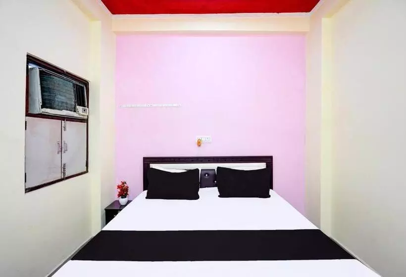 ホテル Oyo S S Guest House