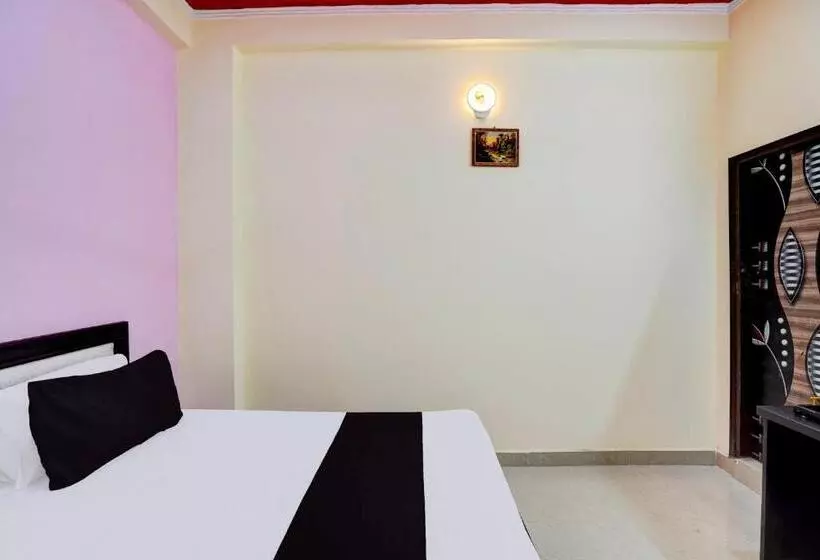 ホテル Oyo S S Guest House