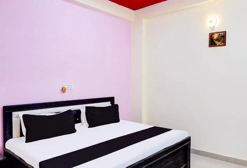ホテル Oyo S S Guest House