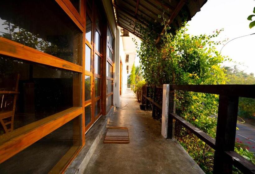 Hotel Rise & Set Arugam Bay