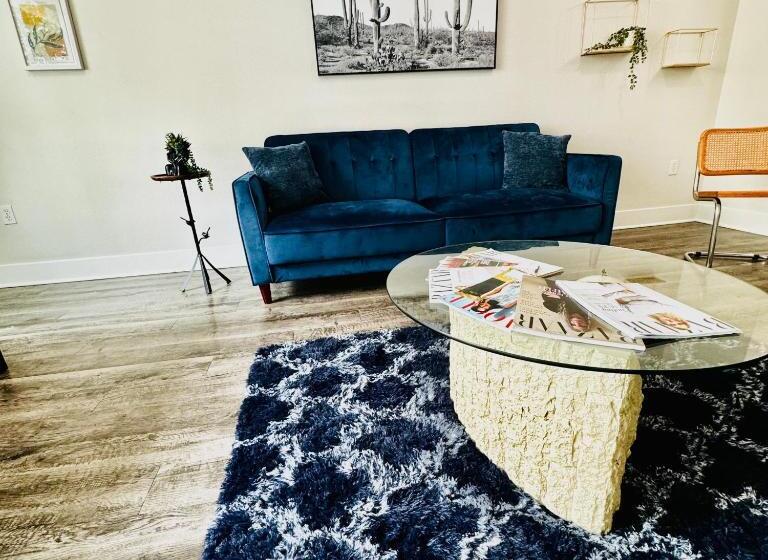 هتل Stylish Hollywood Blvd. W/ Free Parking