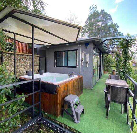 ホテル Suitegold Rocksglampings